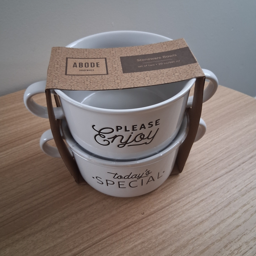 Abode White Ceramic 20oz Set - Picture 4 of 4